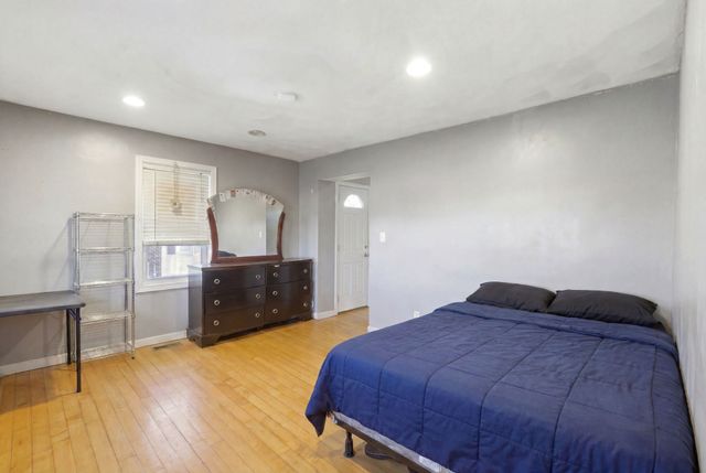 17 West Street, Brockton, MA 02301