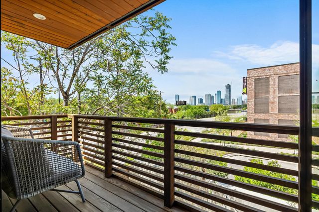2201 Santa Rosa ST, Austin, TX 78702
