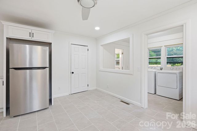 31 Edwards Street, Waynesville, NC 28786