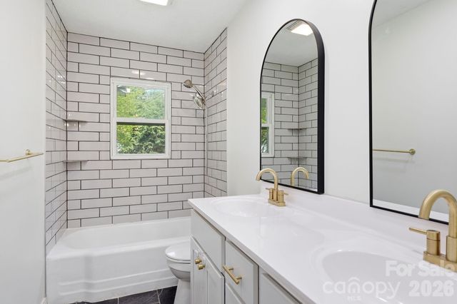 31 Edwards Street, Waynesville, NC 28786