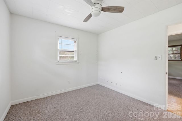 31 Edwards Street, Waynesville, NC 28786