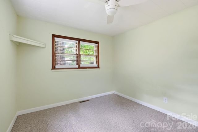 31 Edwards Street, Waynesville, NC 28786