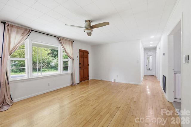 31 Edwards Street, Waynesville, NC 28786