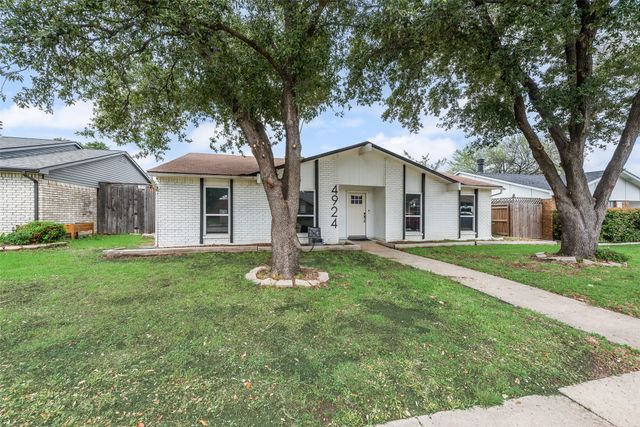 4924 Wagner Drive, The Colony, TX 75056