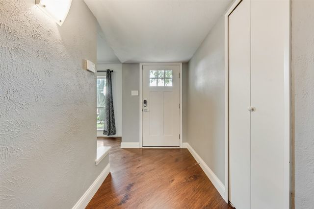 4924 Wagner Drive, The Colony, TX 75056