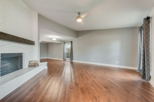 4924 Wagner Drive, The Colony, TX 75056