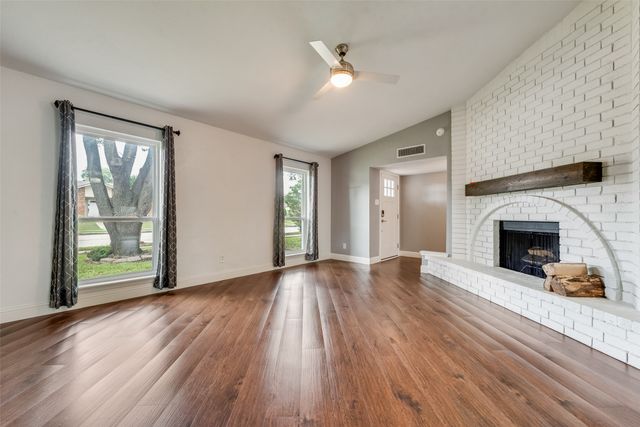 4924 Wagner Drive, The Colony, TX 75056