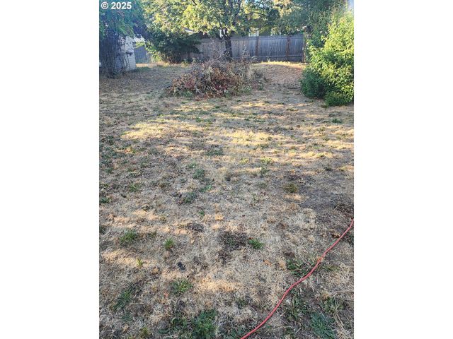 867 Ne JOHNSON St, Myrtle Creek, OR 97457