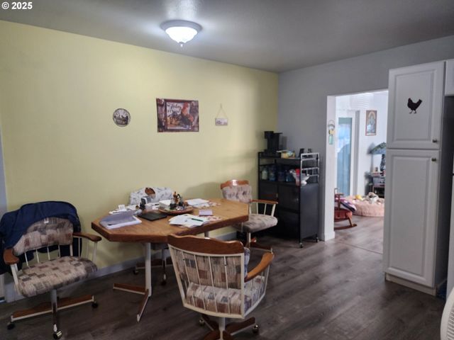 867 Ne JOHNSON St, Myrtle Creek, OR 97457