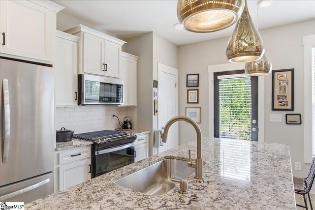 66 Mardale Lane, Greenville, SC 29609