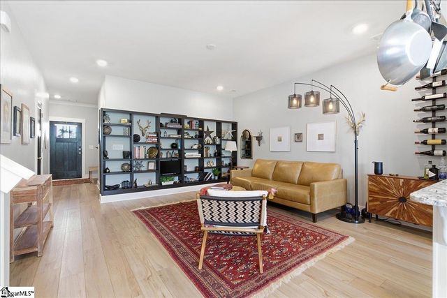 66 Mardale Lane, Greenville, SC 29609