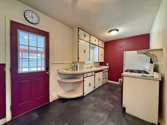 533 Bostwick Avenue, Janesville, WI 53545