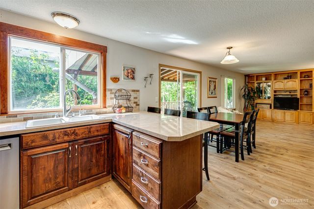 15521 NE 87th Street, Vancouver, WA 98682