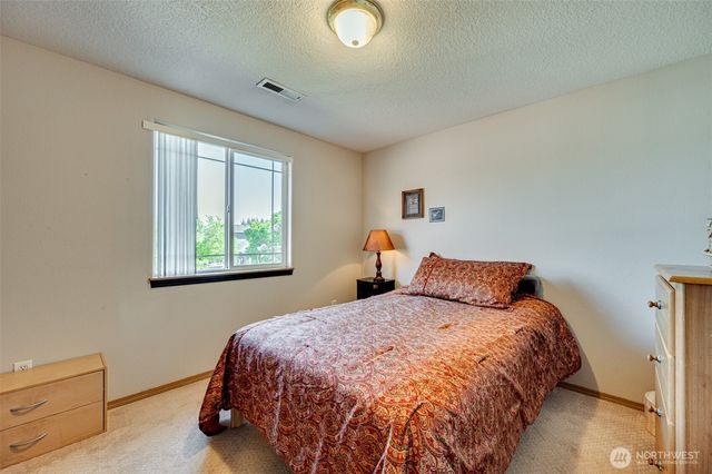 15521 NE 87th Street, Vancouver, WA 98682
