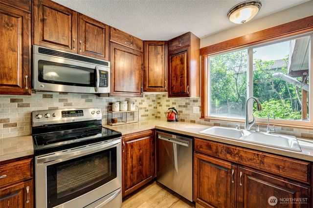 15521 NE 87th Street, Vancouver, WA 98682