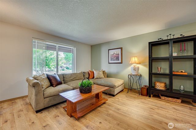15521 NE 87th Street, Vancouver, WA 98682