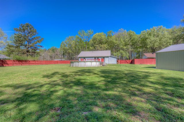 141 W Mckinley Avenue, Haughton, LA 71037