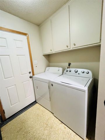 9442 Neuens Road 9442, Houston, TX 77080