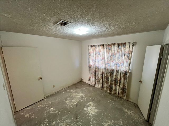 9442 Neuens Road 9442, Houston, TX 77080