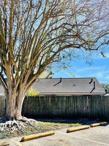 9442 Neuens Road 9442, Houston, TX 77080