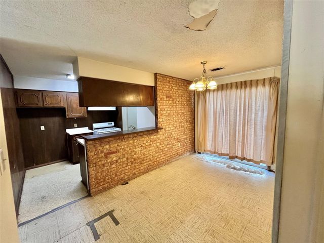 9442 Neuens Road 9442, Houston, TX 77080