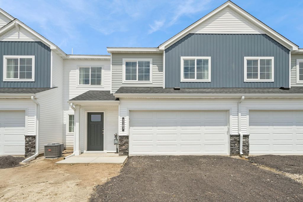 12660 Pond view Road, Zimmerman, MN 55398