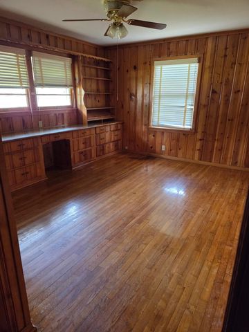 216 E CAROLANNE BLVD, Marshall, TX 75672