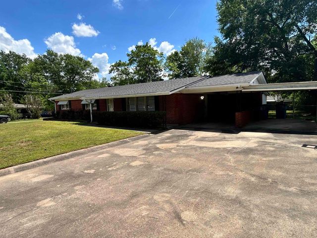 216 E CAROLANNE BLVD, Marshall, TX 75672
