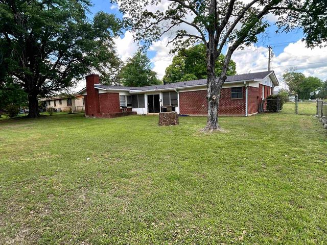 216 E CAROLANNE BLVD, Marshall, TX 75672