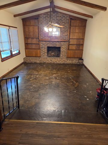 216 E CAROLANNE BLVD, Marshall, TX 75672