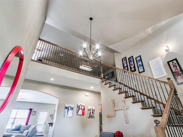 14421 Old Barn Road, Edmond, OK 73025