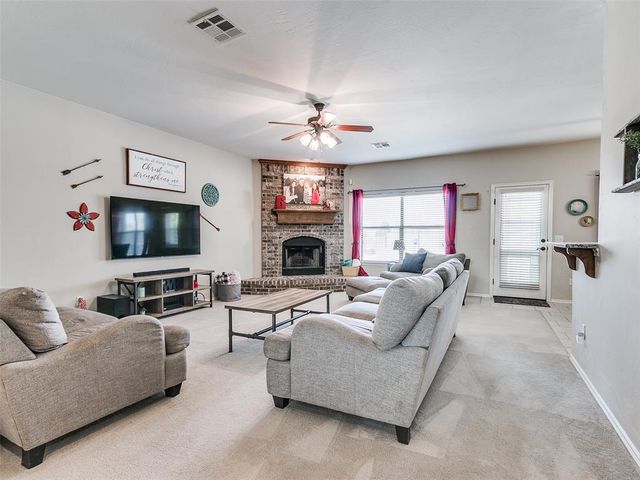 14421 Old Barn Road, Edmond, OK 73025