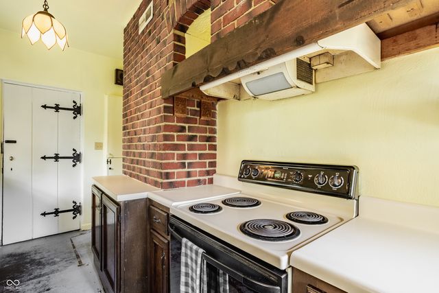 4302 Kessler Boulevard Drive N, Indianapolis, IN 46228