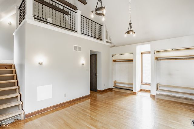 4302 Kessler Boulevard Drive N, Indianapolis, IN 46228