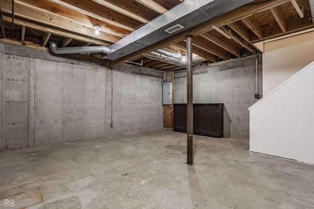 4302 Kessler Boulevard Drive N, Indianapolis, IN 46228