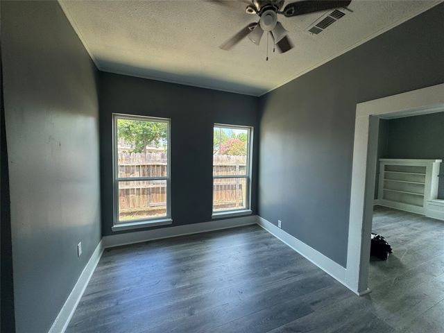 209 N Abbott Street B, Hillsboro, TX 76645