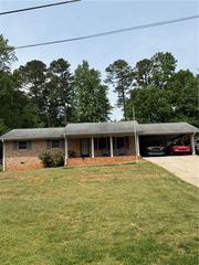 2411 Thrasher Road, Buford, GA 30519