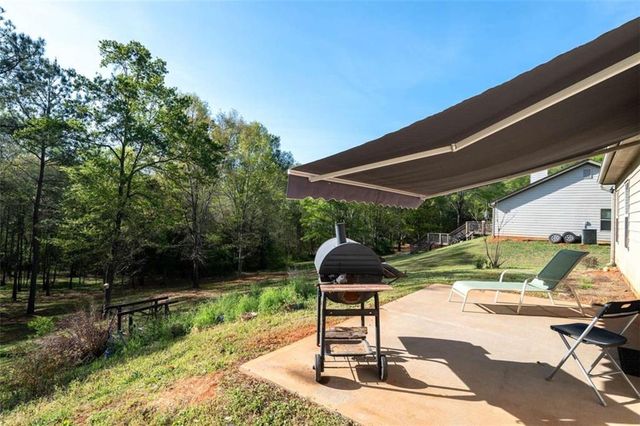 285 Mama B Drive, Danielsville, GA 30633