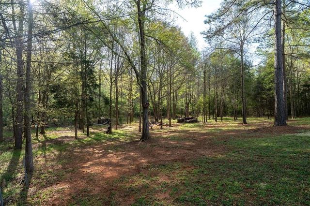 285 Mama B Drive, Danielsville, GA 30633