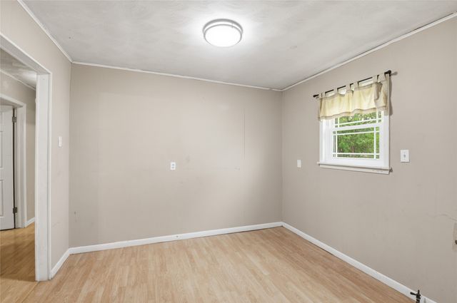 723 Clements Avenue, Van Alstyne, TX 75495