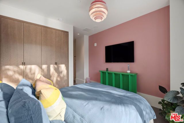 8420 W Sunset Boulevard 504, West Hollywood, CA 90069