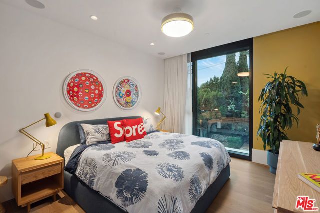 8420 W Sunset Boulevard 504, West Hollywood, CA 90069