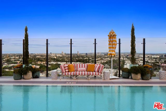 8420 W Sunset Boulevard 504, West Hollywood, CA 90069