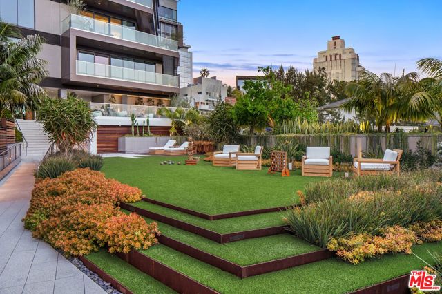 8420 W Sunset Boulevard 504, West Hollywood, CA 90069