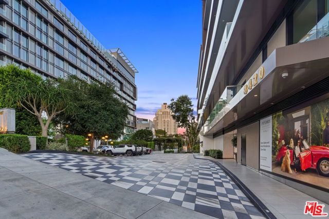 8420 W Sunset Boulevard 504, West Hollywood, CA 90069