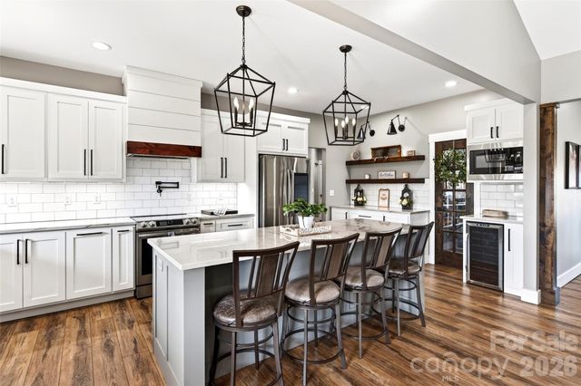 115 Pondview Drive, Nebo, NC 28761