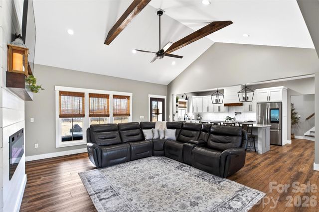 115 Pondview Drive, Nebo, NC 28761