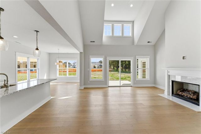 3710 Carley CT, Chesapeake, VA 23322