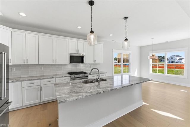 3710 Carley CT, Chesapeake, VA 23322