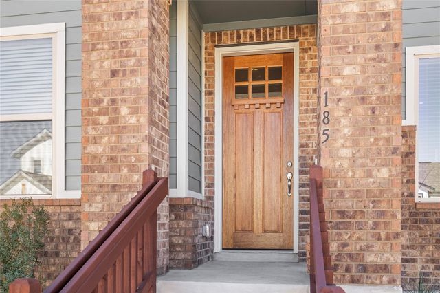185 Weaver LN, Bastrop, TX 78602